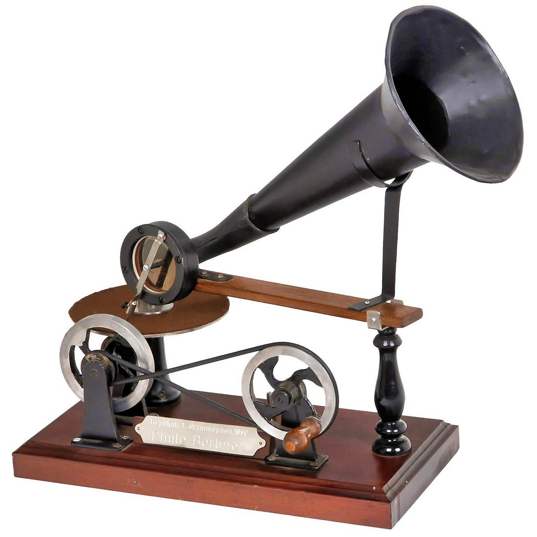 Gramophone Based on Design by Emile Berliner (1 of 1)