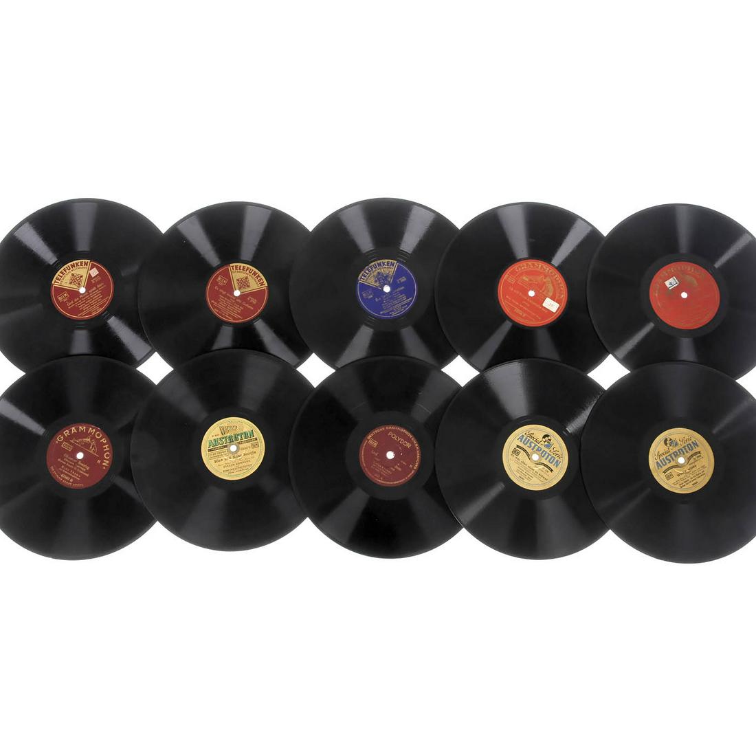 32 Shellac Records of Evelyn Künneke, Mimi Thoma and (1 of 2)