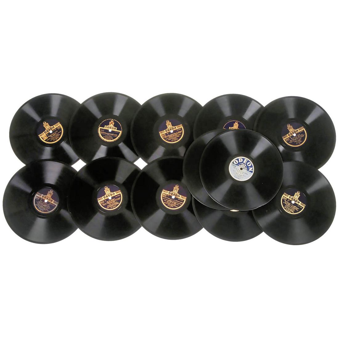 16 Shellac Records of the Actor and Singer Hans Albers, (1 of 2)