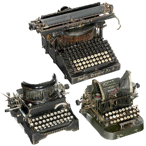 Salter, Oliver & Smith Premier: Salter, Oliver & Smith Premier 1) "Salter Standard No. 10", 1908. Attractive design typewriter. (4/2) - 2) "Oliver No. 3", 1902. American typebar machine. - Literature: Martin, 1949, p. 153. - (4/4) -