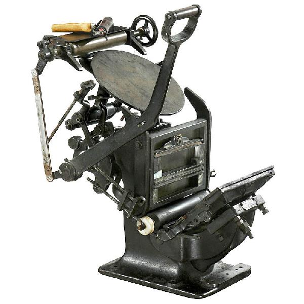 Professional Letter Press Handpress: Professional Letter Press Handpress Manufactured by "Willy Mentz, Berlin", platen size: 10 5/8 x 7 1/2 in. - Ideal machine for practical use and as spectacular exhibition piece in any media-related ex