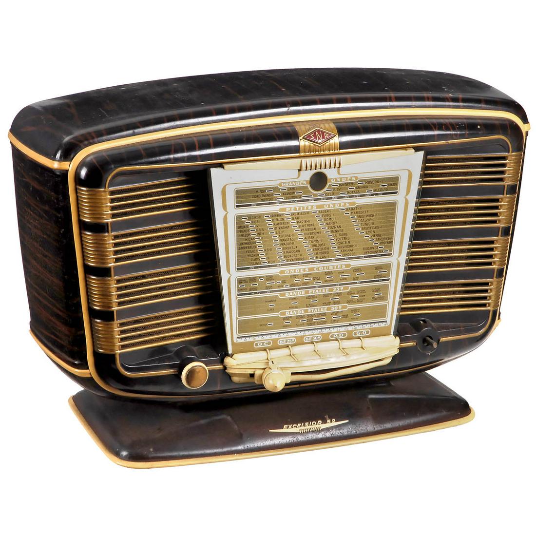 Radio SNR Model Excelsior 52, 1950s (1 of 1)