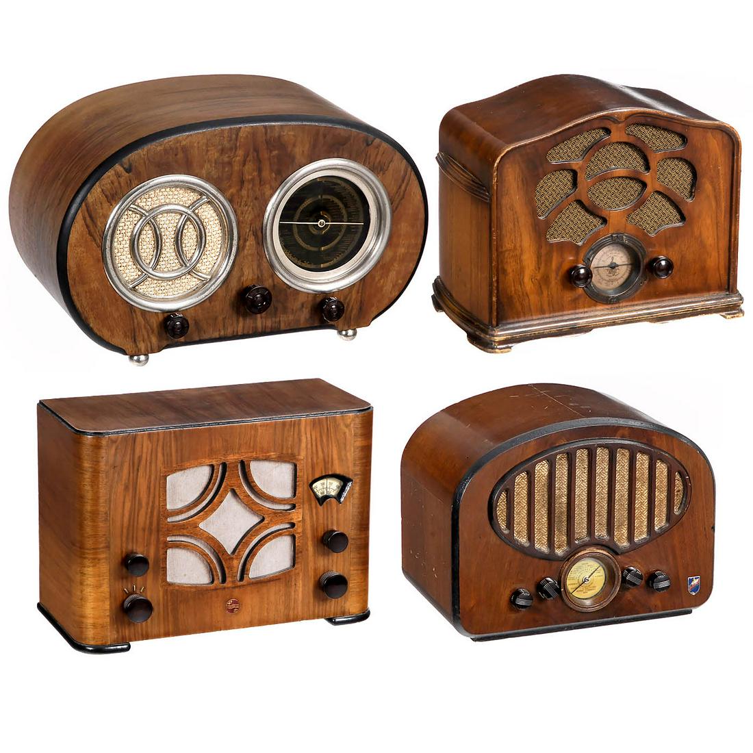 Four Small Radio Receivers in Wood Cases (1 of 5)