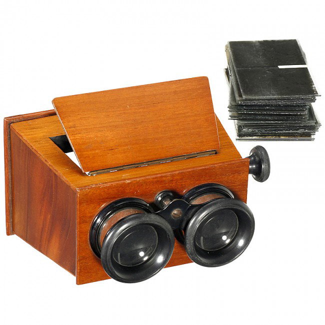 Stereo Viewer 6 x 13 with approx. 37 Stereo Slides: Stereo Viewer 6 x 13 with approx. 37 Stereo Slides Unmarked stereo viewer, walnut, focusable oculars, mirror with crack. (3/3) - With approx. 37 black and white stereo slides. Motifs: 2 x China, motif