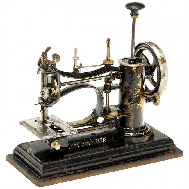 Rare French Sewing Machine "Avrial/Legat", c 1894: Rare French Sewing Machine "Avrial/Legat", c 1894 With extraordinary pump mechanism, missing shuttle and small plate. - A superb collector's item! Haushaltsnähmaschine "Avrial", Paris, um 1894 Selten