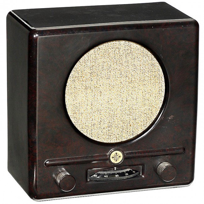 Radio "Telefunken DKE", 1938: Radio "Telefunken DKE", 1938 Battery-operated 3-valve receiver, bakelite case in good condition, original cloth, without "Eagle". - A rare "DKE" version! Radiogerät Telefunken DKE, 1938 DKE 38, Batte