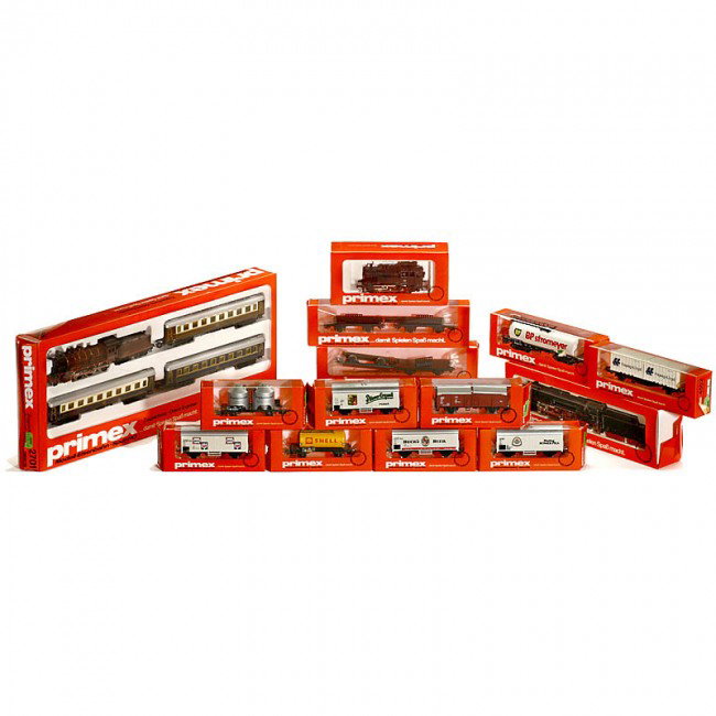 Lot Railway "Märklin Primex" (Gauge H0): Lot Railway "Märklin Primex" (Gauge H0) Train set "Orient-Express" no. 2701; steam locomotive BR 01, no. 3193; steam locomotive BR 80, no. 3190; following freight wagons: 4539, 4597, 4557, 4558, 4579