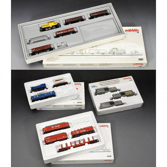 4 Train or Wagon Sets "Märklin" (Gauge H0): 4 Train or Wagon Sets "Märklin" (Gauge H0) 1) Sugar beet train, no. 2861, without tractor and 1 wagon. - 2) "RCT Royal Corps of Transportation", no. 28502. - 3) "DB Cargo" freight car set, no. 46220.