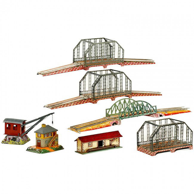 Gebr. Bing: 3 Bridges and 3 Railway Buildings: Gebr. Bing: 3 Bridges and 3 Railway Buildings 1) Arched bridge, 3 parts with rails, gauge I. - 2) Girder bridge, 3 parts with rails, gauge 0. - 3) Girder bridge, 4 parts with rails, gauge 0. - 4) Good