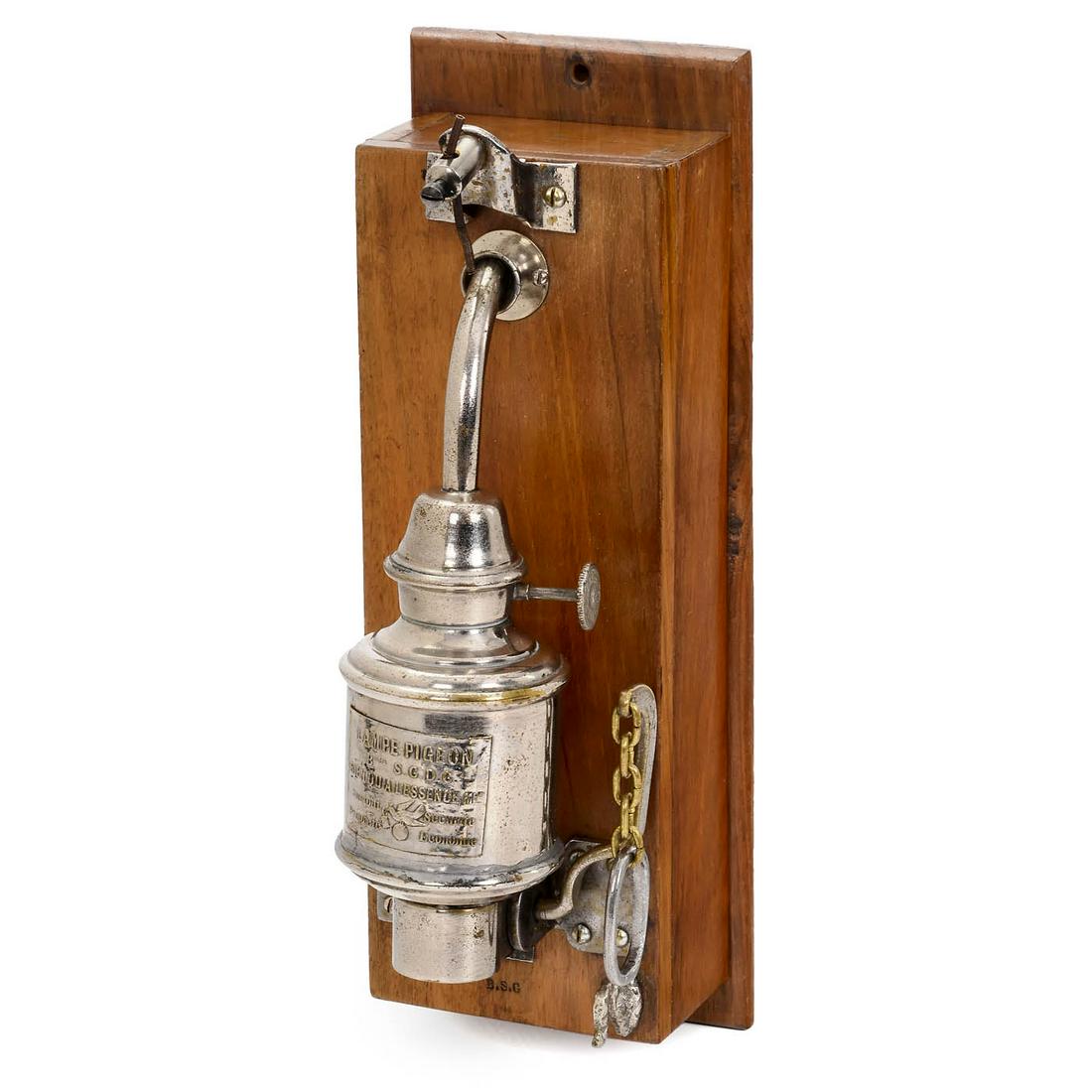 Lampe Pigeon Cigar Lighter, c. 1900 (1 of 1)