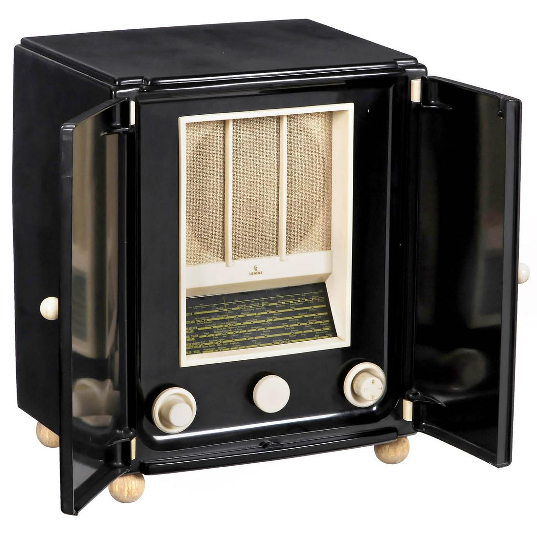 Siemens 53 GWL Schatulle Radio, c. 1935 (1 of 1)