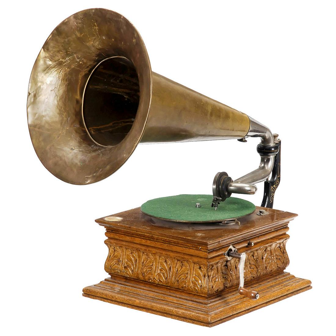 DGAG "Junior Monarch" Horn Gramophone, c. 1914 (1 of 1)