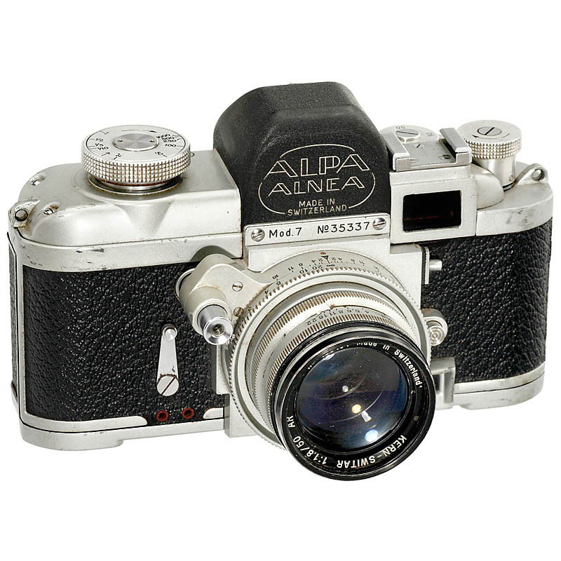 Alpa Alnea Mod. 7, 1952: Alpa Alnea Mod. 7, 1952 Pignons, Switzerland. No. 35337, Kern-Switar 1,8/50 AR, no. 430404, with lens cap. Shutter working cleanly. Alpa Alnea Mod. 7, 1952 Pignons, Schweiz. Nr. 35337, Kern-Switar 1,8