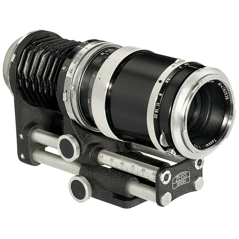 Tessar 3,5/115 mm with Bellows for Contarex, 1962: Tessar 3,5/115 mm with Bellows for Contarex, 1962 Zeiss Ikon, Stuttgart. No. 4192538. - Sought-after Contarex lens! Tessar 3,5/115 mm mit Balgen für Contarex, 1962 Zeiss Ikon, Stuttgart. Nr. 4192538.