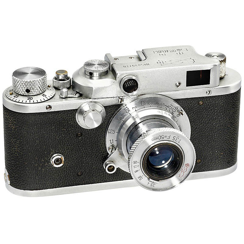 Shanghai 58-II, 1962: Shanghai 58-II, 1962 Shanghai Camera Factory, China. Third Model, no. 5839710, lens Shanghai 3,5/50 mm. Camera in excellent working condition! Shanghai 58-II, 1962 Shanghai Camera Factory, China. 3. V