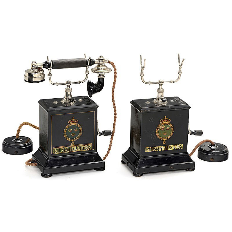2 Swedish Table Telephones "Rikstelefon", c. 1894: 2 Swedish Table Telephones "Rikstelefon", c. 1894 Manufactured by: "Kungliga Telegrafverkets Verkstad, Stockholm". 1) "Model AB 112", with 2 cranks, complete. - And: 2) "Model AC 440", without handset
