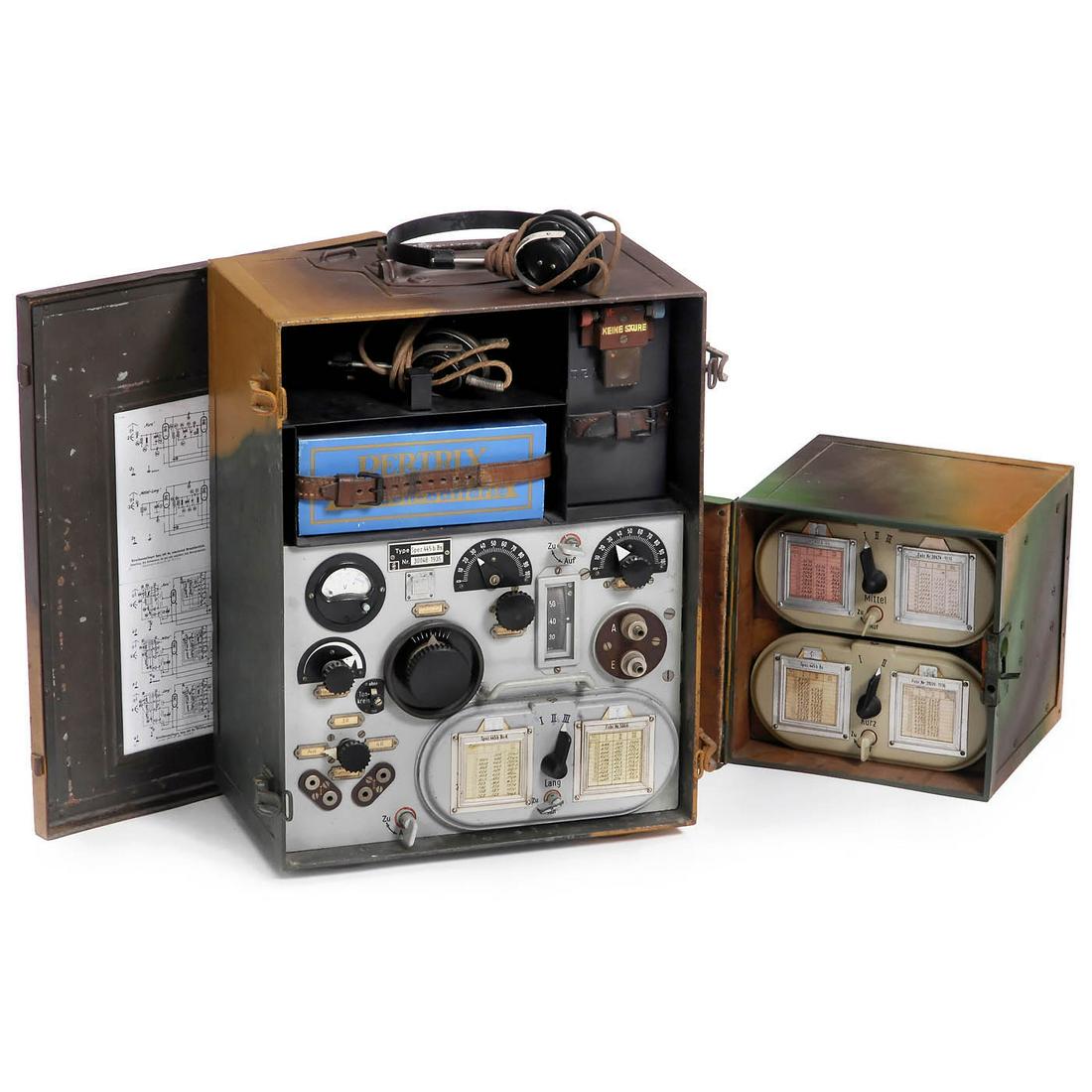 Spez.445b Bs Backpack Receiver, 1936 (1 of 5)