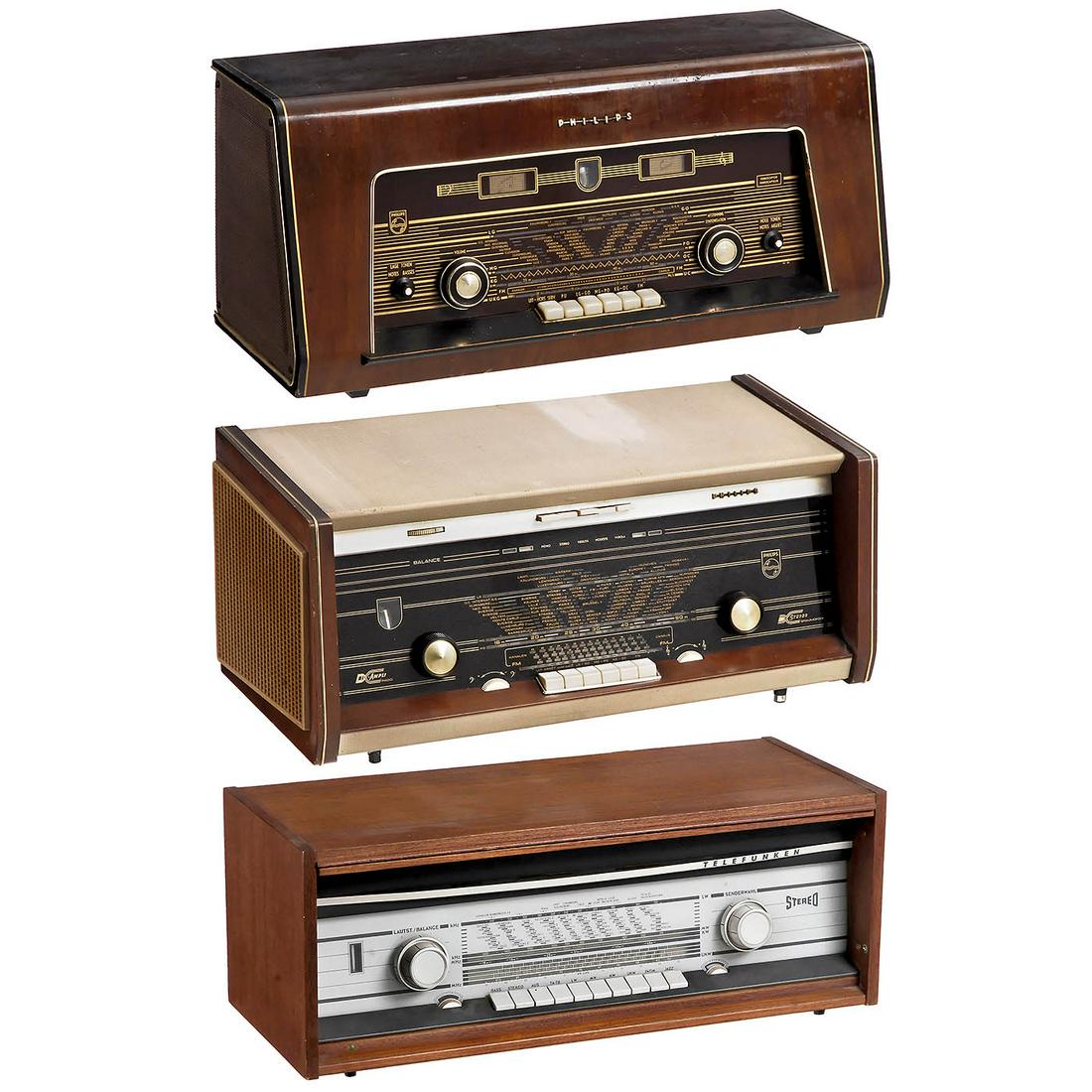 3 Flat Radio Receivers (1 of 4)