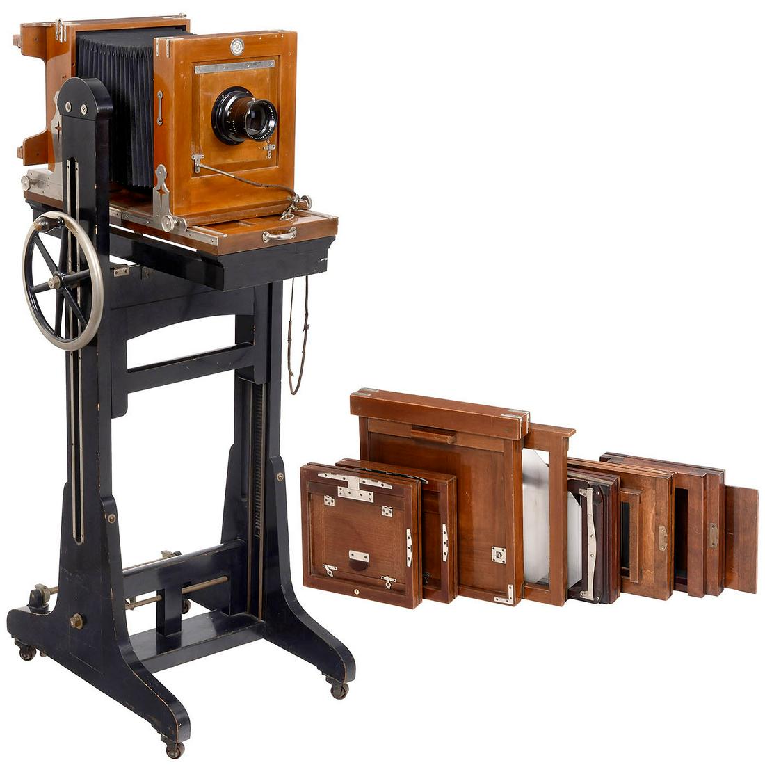 Studio Camera with Universal-Heliar 4,5/30 cm, c. 1930 (1 of 3)