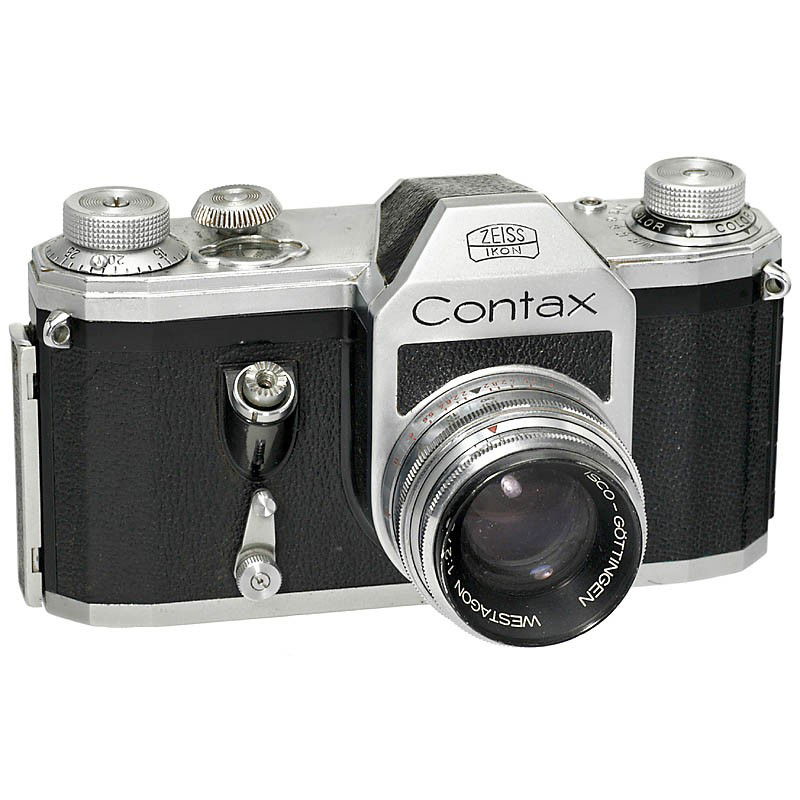Contax S, No. 17794, 1951: Contax S, No. 17794, 1951 New shutter speeds 1/20 sec. and 1/200 sec., 1/1000 sec. shutter speed, self-timer, flash synchronization in the tripod bush and cover plate. Lens: Westagon 2/50 mm (coated).