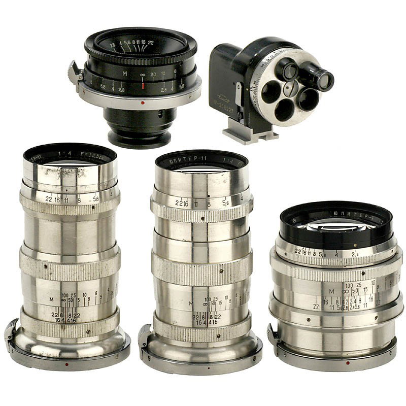 4 Jupiter Lenses for Kiev Contax: 4 Jupiter Lenses for Kiev Contax Kiev Arsenal, Ukraine. 1) Jupiter-12 2,8/35 mm, LZOS logo, late black version, complete with both lens caps, paperwork, and container, like new. (2/2) - 2) Jupiter-9 2