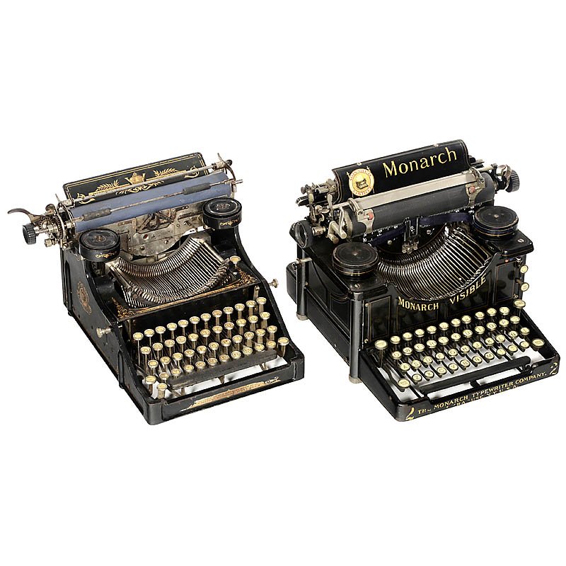 "Pittsburg Visible No. 12", 1911: "Pittsburg Visible No. 12", 1911 Perfectly visible writing American frontstroke machine. (3-/3) - And: 2) "Monarch Visible No. 2", 1904, early model with Spanish keyboard. (3/3) "Pittsburg Visible No.