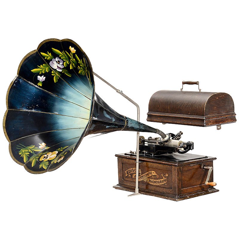 Great Phonograph "Edison Triumph Model A", 1901: Great Phonograph "Edison Triumph Model A", 1901 For 2-minute cylinders, oak case with lid and original banner decal, double-spring motor, reproducer "Model C", with crane and 12-panel flower horn, wor