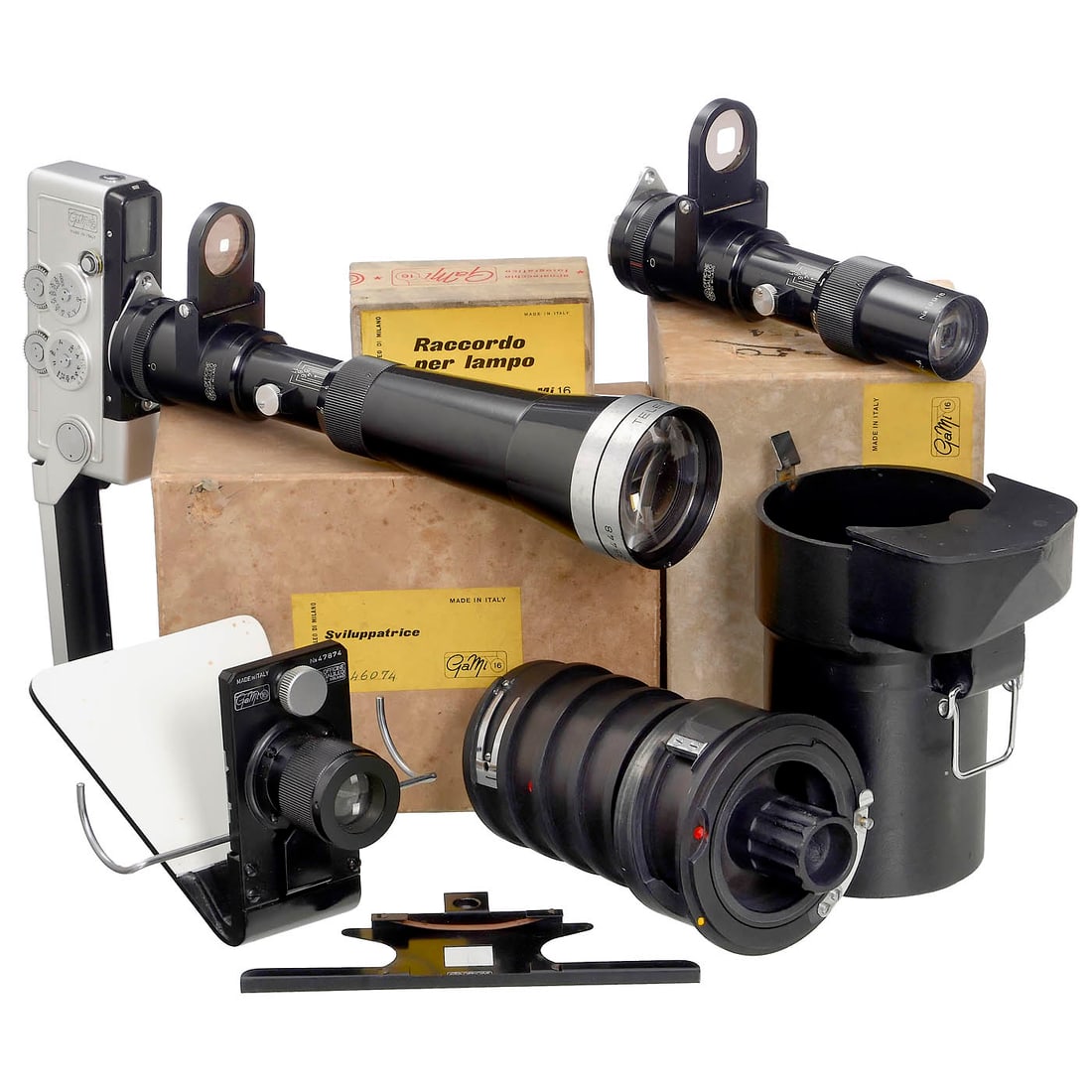 Gami 16 Camera Outfit (1 of 2)