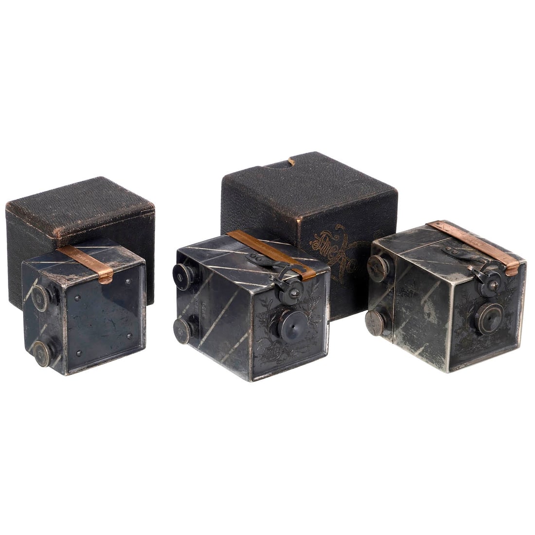 2 The Kombi Cameras and Accessories, c. 1892 (1 of 1)