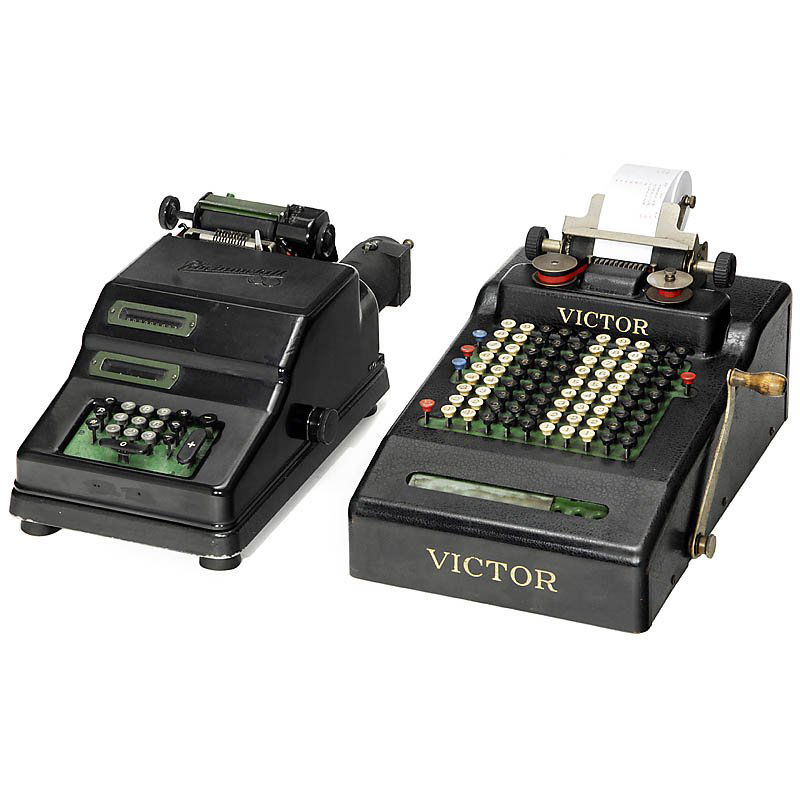 Printing Adding Machine "Victor": Printing Adding Machine "Victor" 1) "Victor" with full keyboard, manual drive. Front glass broken. (3/2) - And: 2) "Rheinmetall", German calculator with bakelite case and electric drive. (3/3) Tischad
