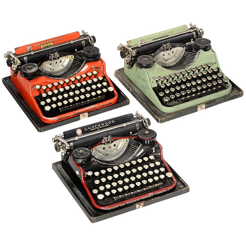 3 Colored "Underwood Portable", c. 1925: 3 Colored "Underwood Portable", c. 1925 All with case and in good condition. 3 farbige "Underwood Portable", um 1925 Alle mit Koffer und in gutem Zustand.