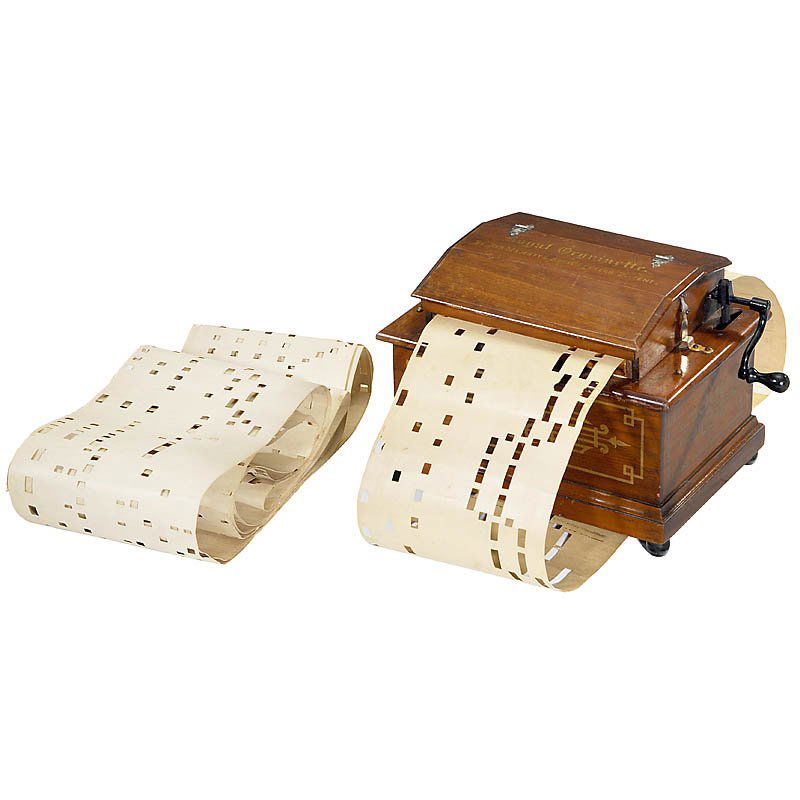 The Royal Organette, c. 1910: The Royal Organette, c. 1910 Mechanical reed organ, manufactured by "J.G. Murdoch & Co., London", for 14-note paper strips, good playing condition, with 2 strips. The Royal Organette, um 1910 Mechanis