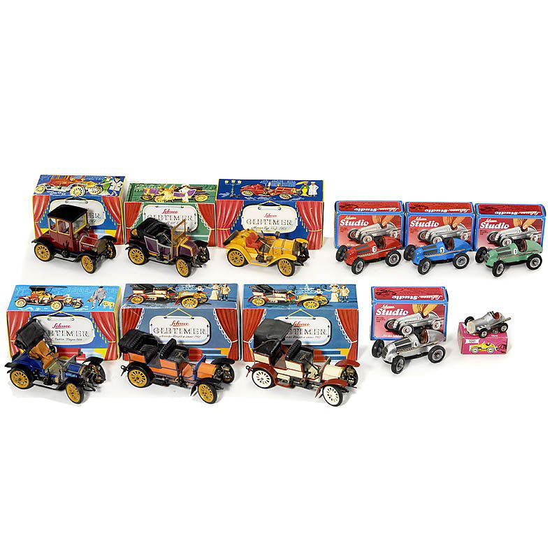 11 "Schuco" Toy Cars: 11 "Schuco" Toy Cars 1-6) Schuco Oldtimer no. 1230, 1225, 2 x 1229, 1228 and 1227. - 7-10) 4 x Schuco Studio Racer no. 1050, red, green, blue and silver. -And: 11) Schuco Micro Racer no. 1041. - All c