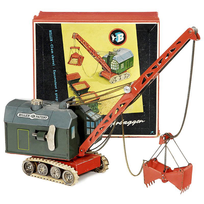 "Biller" Toy Clam Shovel , c. 1955: "Biller" Toy Clam Shovel , c. 1955 Lithographed tin, clockwork (working), length approx. 7 4/5 in., good condition, original box. Spielzeug-Greifbagger "Biller", um 1955 Lithographiertes Blech, Uhrwer