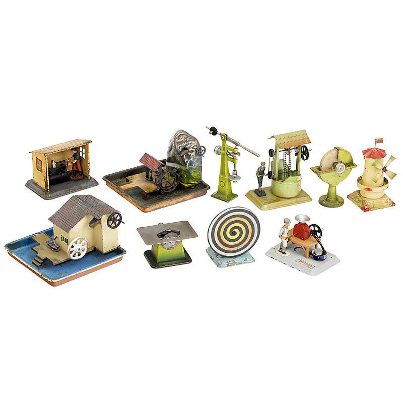 Lot Steam Toys "Märklin" and "Fleischmann", from 1: Lot Steam Toys "Märklin" and "Fleischmann", from 1925 Märklin: Drilling machine, grindstone, waterworks, saw and house with well (wrong wheel). Fleischmann: Color wheel, mill, man at draw well, butc