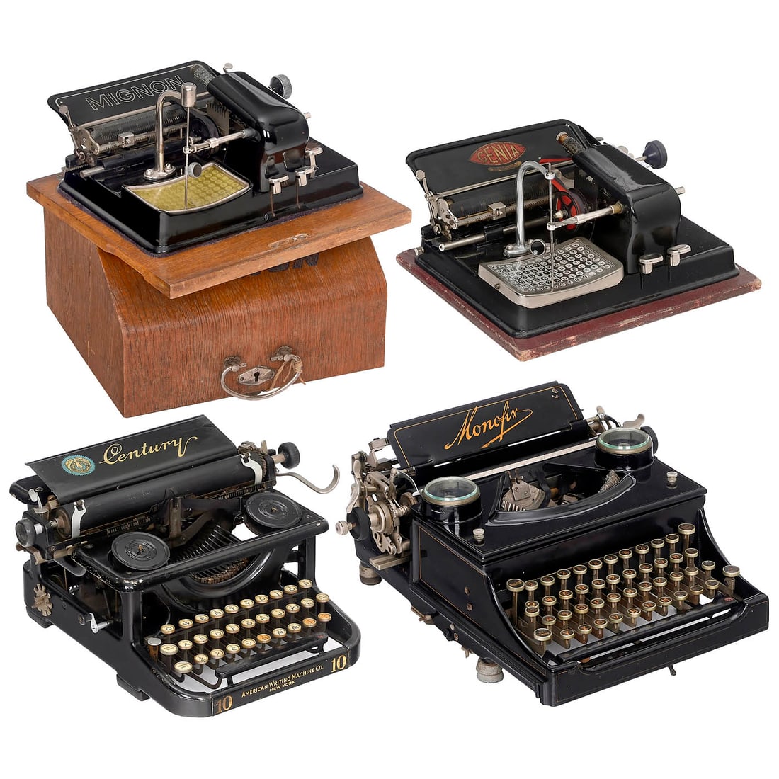 4 Mechanical Typewriters (1 of 5)