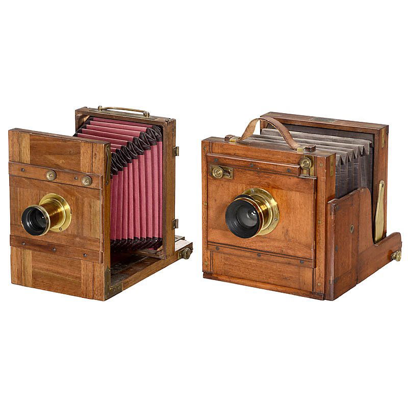 2 Field Cameras from Germany: 2 Field Cameras from Germany 1) Joh. Sachs & Co., Berlin, c. 1890, size 13 x 18 cm, tropical wood with brass fittings, bellows with tear, with brass lens "Weitwinkel Aplanat 18 x 24" by Gebr. Voswinke