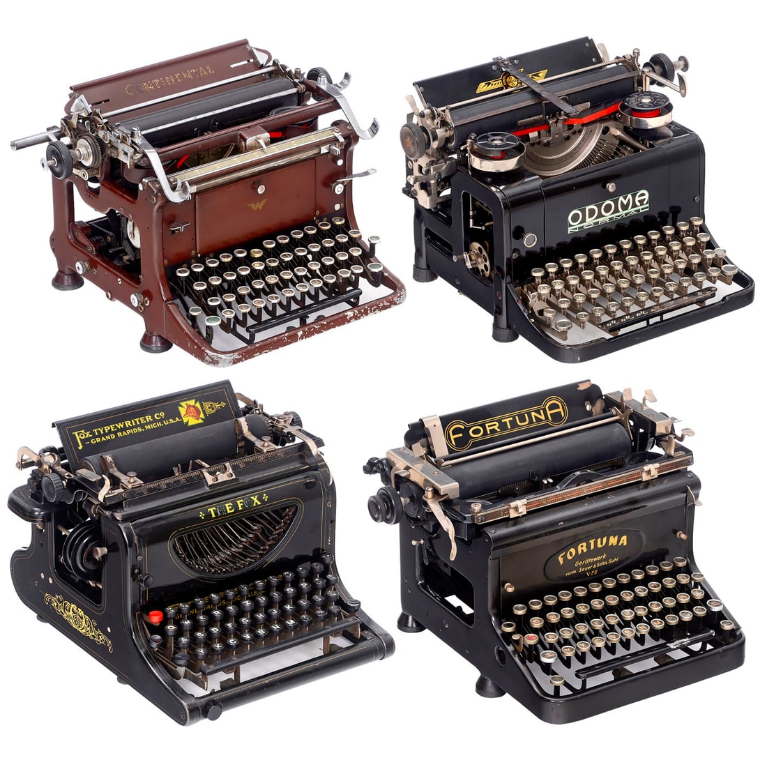 4 Mechanical Typewriters (1 of 5)