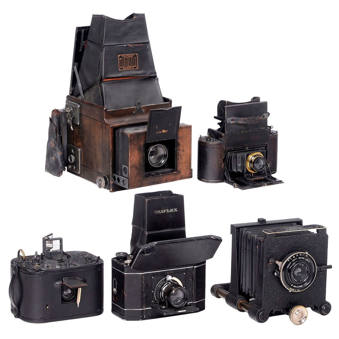 Graflex Collection: Graflex Collection Graflex, USA. 1) Auto Graflex, SLR for 5 x 7 in., c. 1920, B & L Tessar, focal plane shutter releases, mirror and viewfinder in good condition, plate magazine with interchangeable f