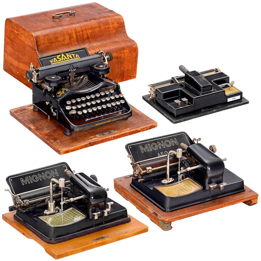 4 Typewriters (1 of 5)
