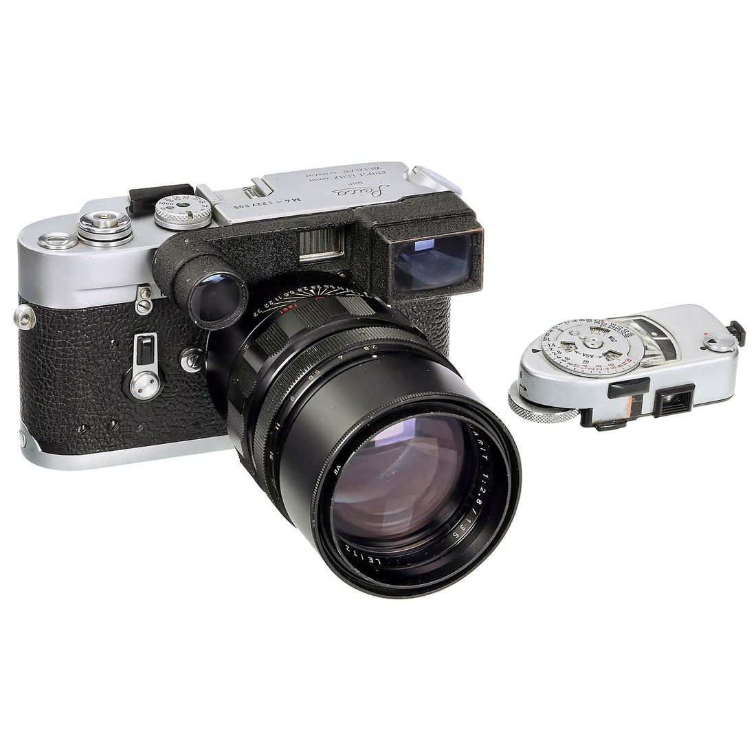 Leica M4 and Elmarit 2.8/135 mm (1 of 1)