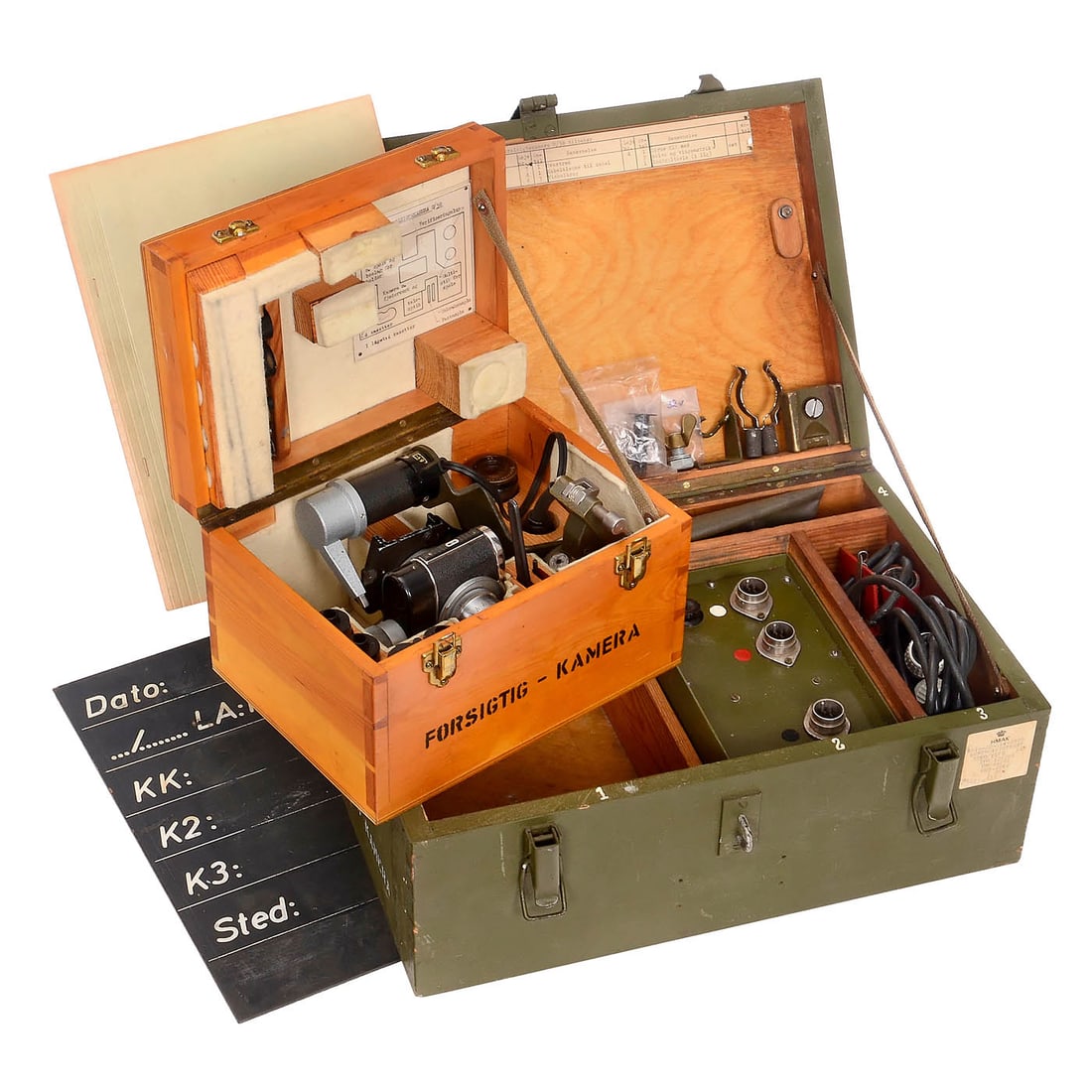 Large Robot Equipment of the Danish Airforce (1 of 3)