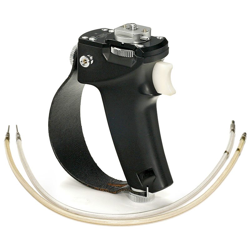 Original Grip for Hologon: Original Grip for Hologon Zeiss Ikon, Stuttgart. "Zeiss Ikon" logo, with 2 cable releases (not working). Original-Handgriff für Hologon Zeiss Ikon, Stuttgart. "Zeiss Ikon"-Logo, mit 2 Drahtauslösern