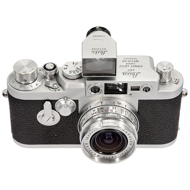 Leica IIIg with Super-Angulon, 1957: Leica IIIg with Super-Angulon, 1957 Leitz, Wetzlar. No. 891173, the most desirable screwmount Leica. (2/2) – Super-Angulon 4/21 mm, no. 1646405, focusing smoothly, aperture stiff. (2-/3–4) – Wit