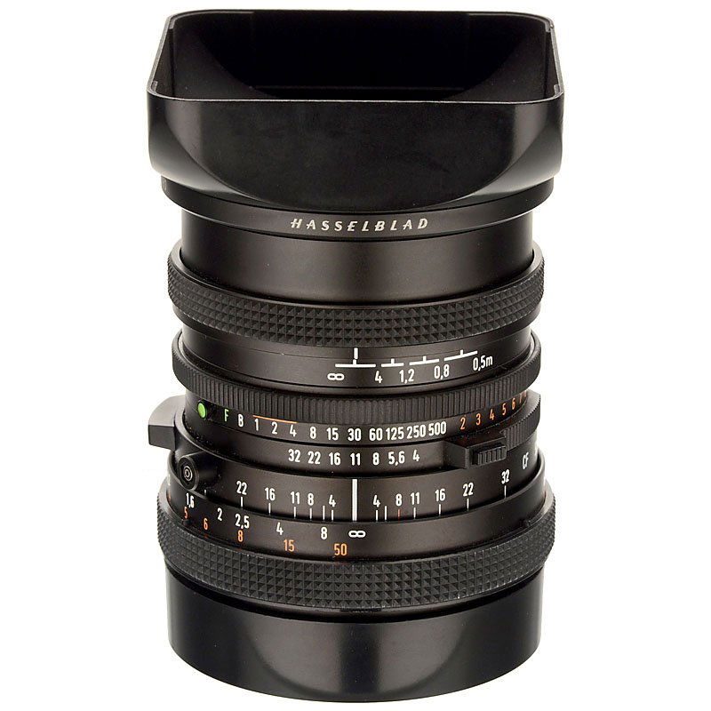 Hasselblad CF Distagon 4/50 T*: Hasselblad CF Distagon 4/50 T* Carl Zeiss, no. 7829645, shutter in excellent working condition. With original Hasselblad lens caps, lens hood, and pouch. Very clean lens. Hasselblad CF Distagon 4/50 T