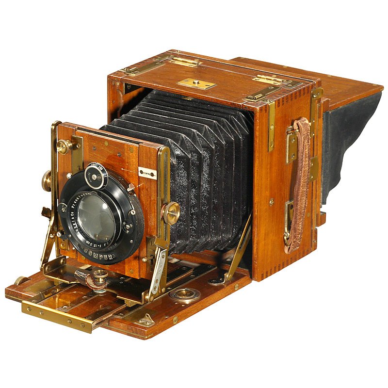 Sanderson Tropical Field Camera, c. 1920–30: Sanderson Tropical Field Camera, c. 1920–30 Sanderson, England. Size 3 ¼ x 4 ¼ in. (¼ plate), no. 13.003, polished teak with attractive brass fittings, black bellows, focusing screen back. With A