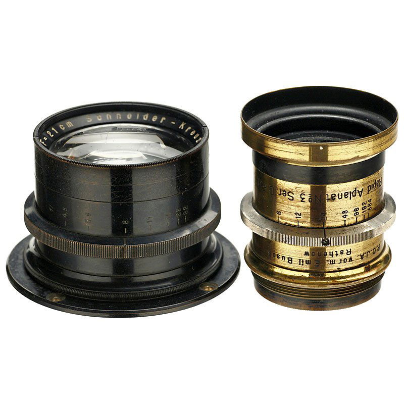 "Rapid Aplanat No. 3" by Busch, c. 1900: Rapid Aplanat No. 3 by Busch, c. 1900 "R.O.J.A. vorm. Emil Busch, Rathenow". Brass lens "Rapid Aplanat No. 3 Ser. D F:8", approx. 35 cm focal length, iris stop, height: 2 1/3 in., Ø 2 in. – Add-on: