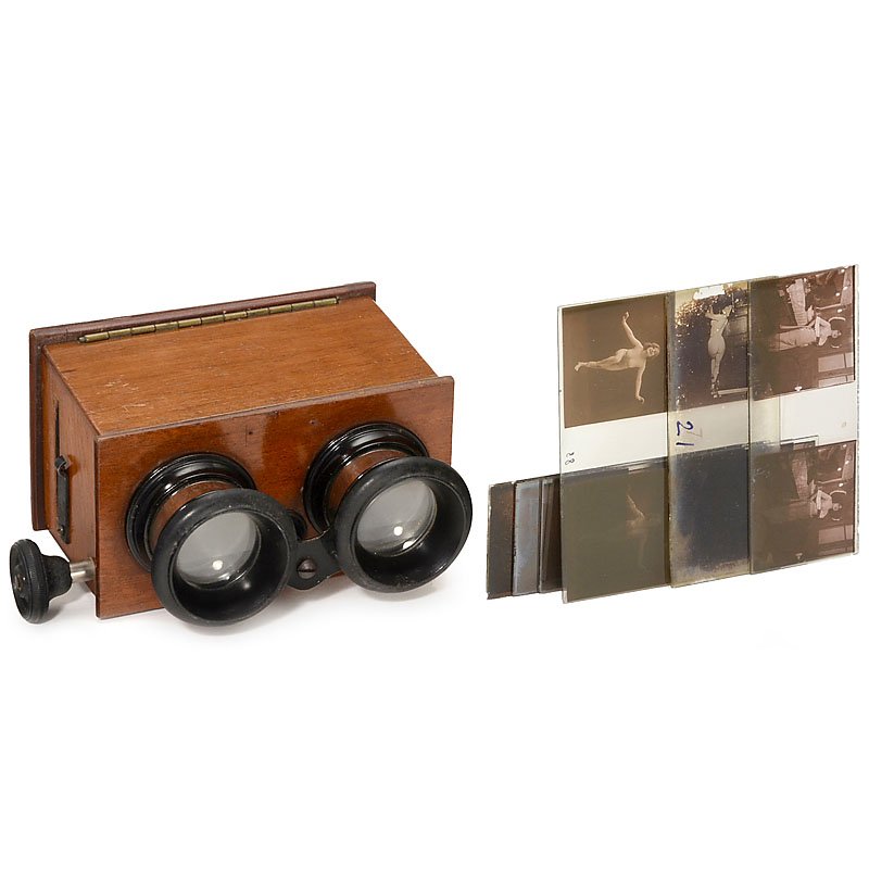 Stereo Viewer with Nude Slides: Stereo Viewer with Nude Slides Hand stereo viewer for slides 45 x 107 mm, focusing with rack-and-pinion movement. With 6 nude stereo slides 45 x 107 mm. Stereobetrachter mit Erotik-Glasbildern Hand-St