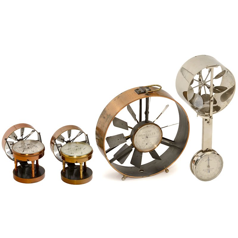 4 Windmill Anemometers: 4 Windmill Anemometers 1) "C. F. Casella, London", no. 2842, silvered dial calibrated in feet, 5 subsidiary dials, lacquered brass housing, in fitted case. – 2) "Jules Richard, Paris", no. 2765, cal