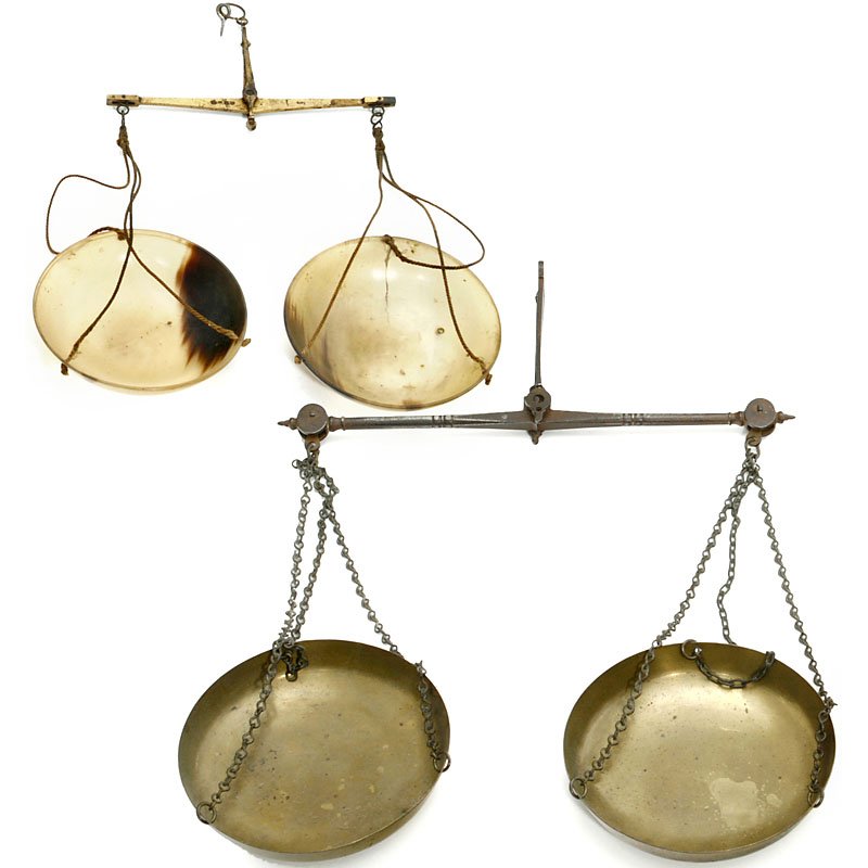 2 Pharmacy Scales, c. 1900: 2 Pharmacy Scales, c. 1900 1) Germany, brass with horn bowls, length of the beam 7 ½ in., with calibration marks. – And: 2) England, iron with brass bowls, length of the beam 14 in. Apotheker-Waage